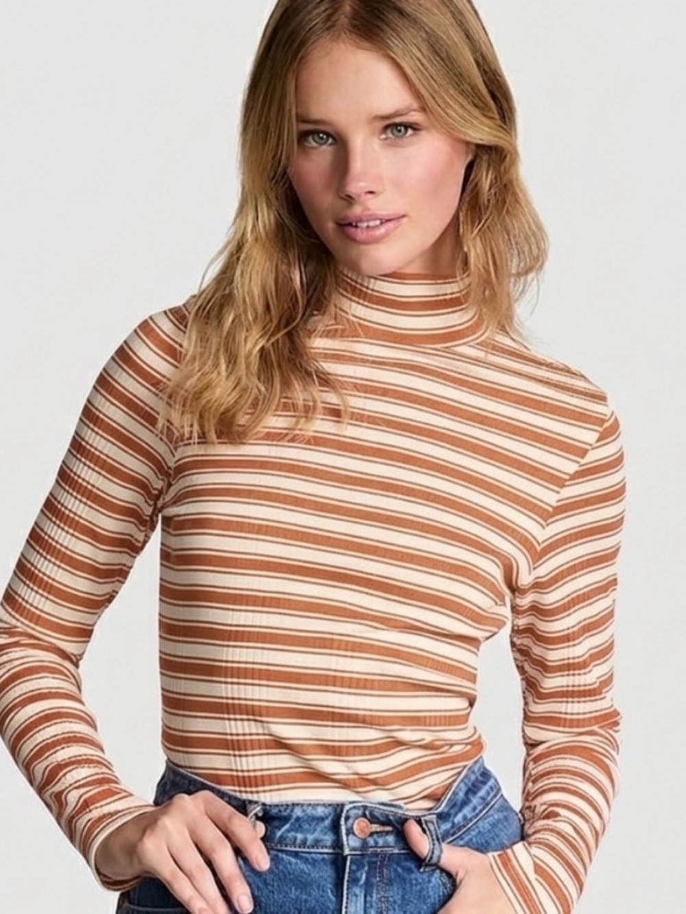 PINK Victoria’s Secret | Toffee Stripe Multi Rib Mock-Neck Long-Sleeve Tee Large